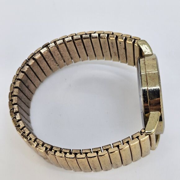 Leoma Lovegrove Women's Watch 34MM Butterfly Dial Gold Bracelet 6" New Battery - Picture 11 of 12